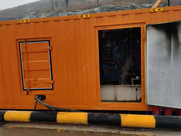 蓬江发电车出租-应急柴油发电机组选什么样的比较好？