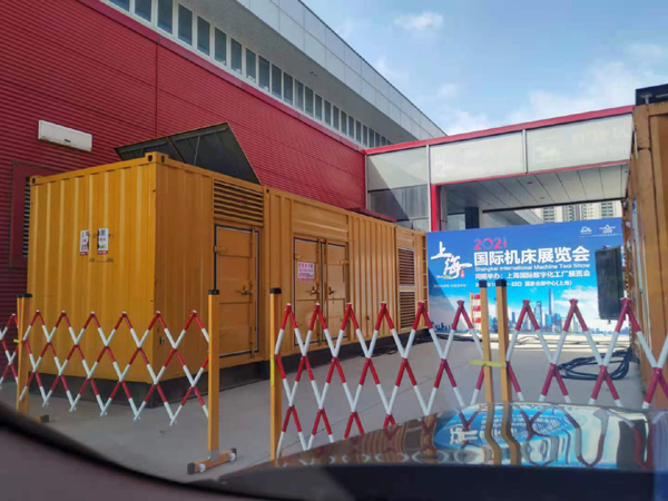 蓬江出租发电机-柴油发电机和汽油发电机哪个更好一些？