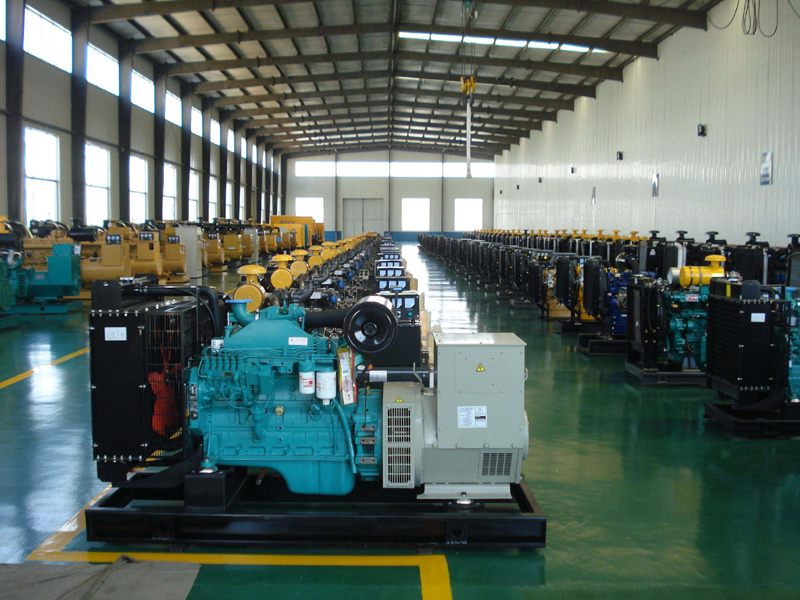 蓬江租赁发电机-柴油发电机组冒蓝烟、冒黑烟、冒白烟故障分析