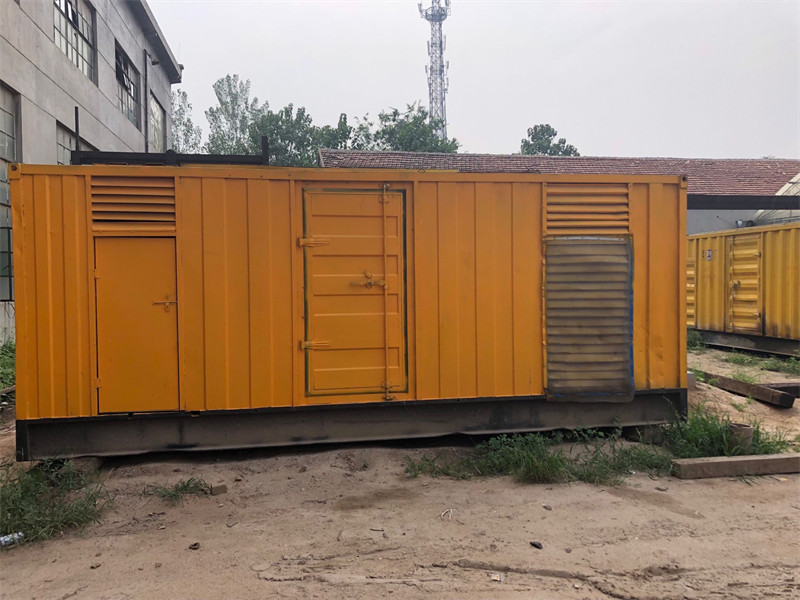 蓬江柴油发电机如何判断新机油是否已经完全充满机油滤清器？