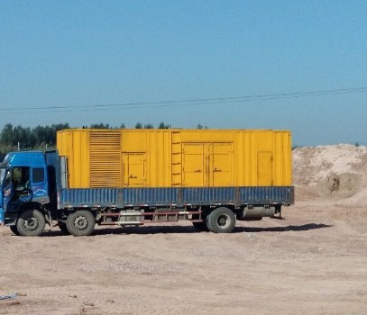 蓬江发电机出租如何判断柴油发电机冷却液是否需要更换？