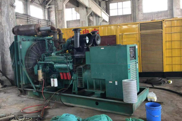 蓬江发电机组的空气滤清器应该如何保养？