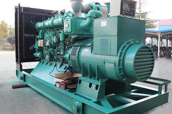 蓬江工厂发电机应急发电中如何优化燃油储备管理？