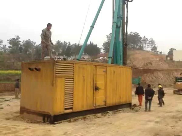 蓬江如何判断水冷式机油散热器密封件是否需要更换？